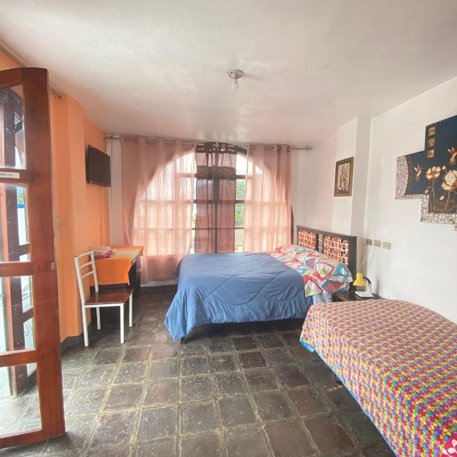 Hostal Chasqui Otavalo Ngoại thất bức ảnh