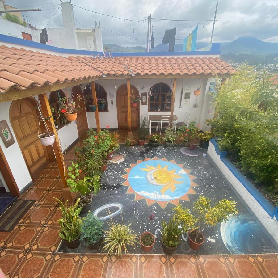 Hostal Chasqui Otavalo Ngoại thất bức ảnh