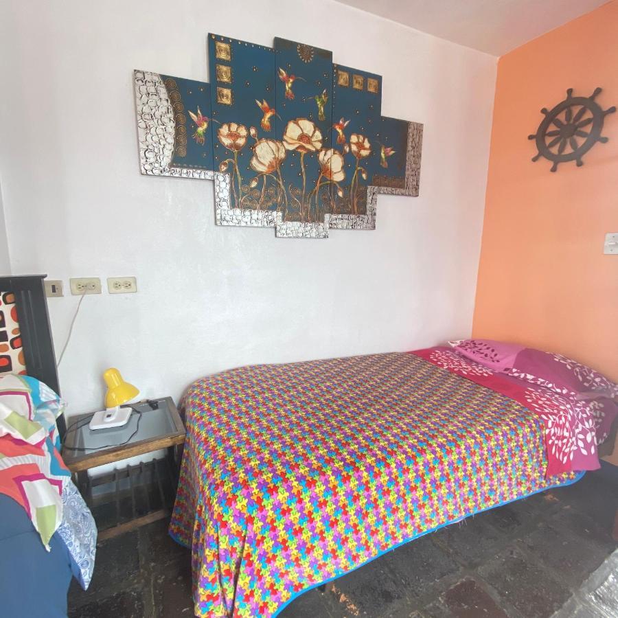 Hostal Chasqui Otavalo Ngoại thất bức ảnh